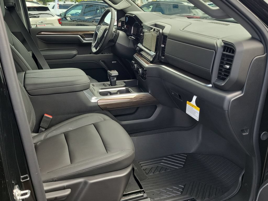 New 2026 Chevrolet Silverado 1500 RST AWD/4WD image 18