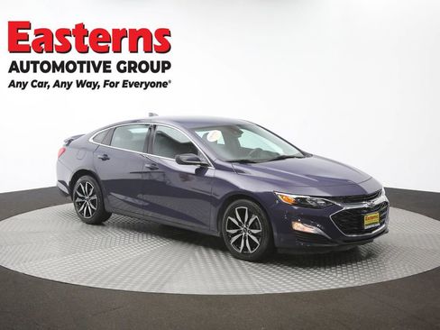 Used 2025 Chevrolet Malibu RS FWD image 47