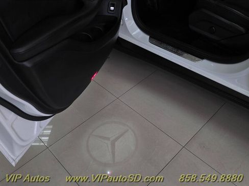 Used 2019 Mercedes-Benz GLC 300 4MATIC image 22
