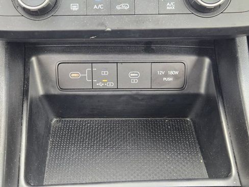 Used 2026 Hyundai Tucson SE FWD image 19