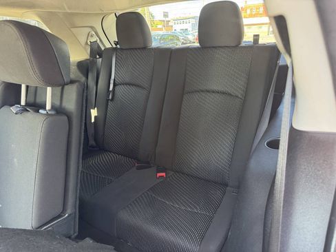 Used 2017 Dodge Journey SXT w/ Comfort/Convenience Group AWD/4WD image 10