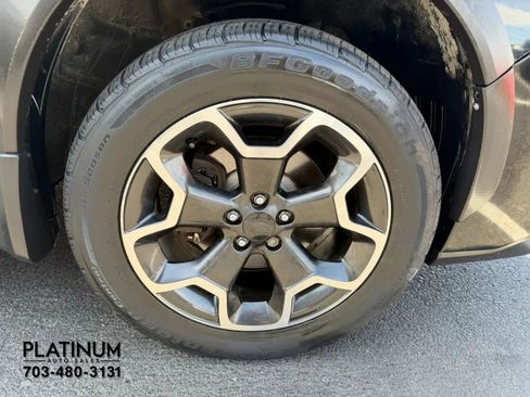 Used 2014 Subaru Crosstrek 2.0i Premium w/ Moonroof Package image 19