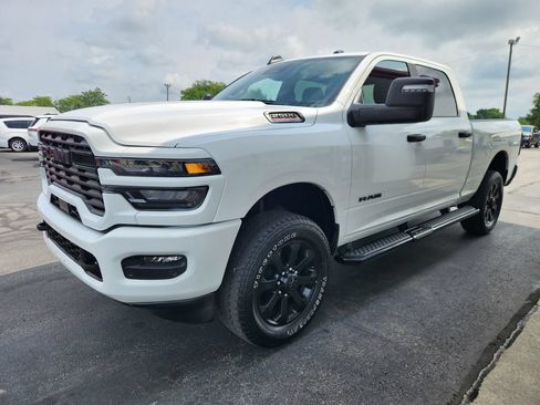 Used 2025 RAM 2500 Big Horn AWD/4WD image 9