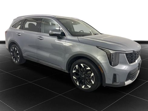 Used 2025 Kia Sorento EX FWD image 7