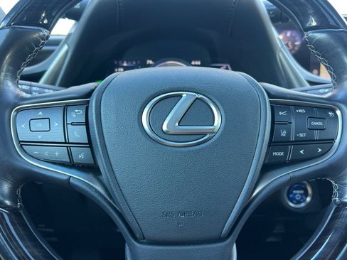 Used 2019 Lexus ES 300h w/ Premium Package FWD image 27