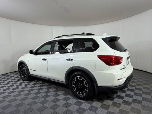 Used 2020 Nissan Pathfinder SL w/ Rock Creek Edition FWD image 3