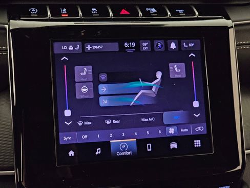 New 2026 Jeep Grand Cherokee Laredo AWD/4WD image 20