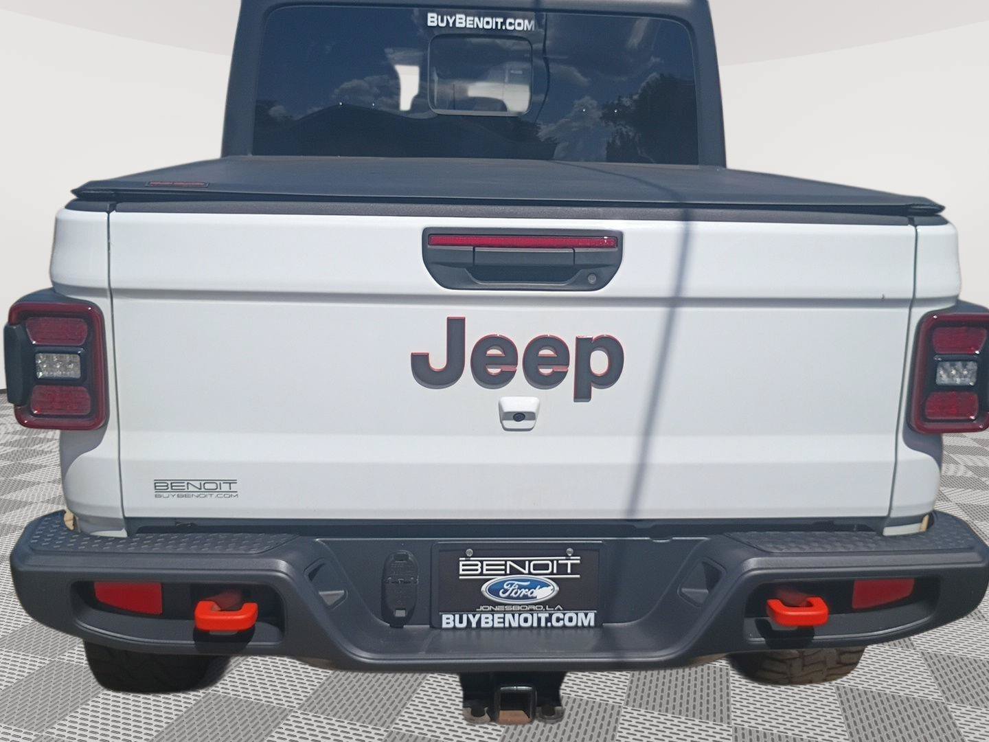 Used 2024 Jeep Gladiator Mojave w/ Technology Group AWD/4WD image 7