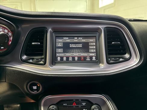 Used 2019 Dodge Challenger SXT AWD/4WD image 15
