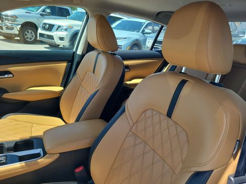 Used 2023 Nissan Sentra SV w/ SV Premium Package FWD image 16
