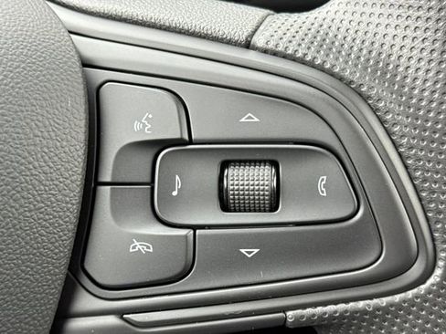 New 2026 Buick Envista Preferred w/ Advanced Safety Package FWD image 27