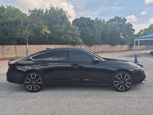 Used 2026 Honda Accord Touring image 2