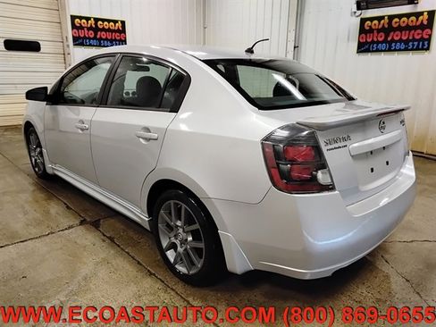 Used 2011 Nissan Sentra SE-R Spec V image 6