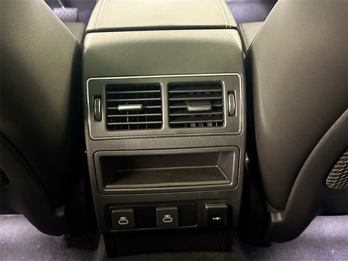 New 2025 Jaguar F-PACE R-Dynamic S image 25