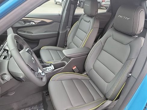 Used 2026 Chevrolet TrailBlazer ACTIV AWD/4WD image 13