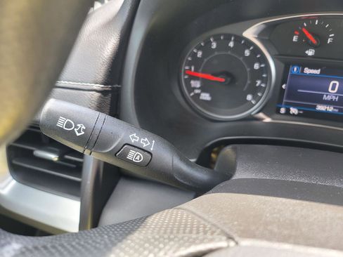 Used 2023 GMC Terrain SLE w/ Driver Convenience Package AWD/4WD image 24