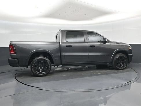Used 2025 RAM 1500 Big Horn AWD/4WD image 3