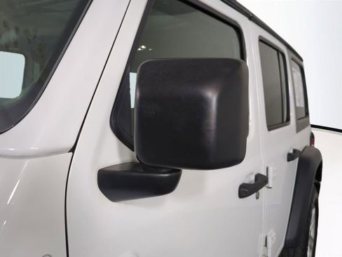 Used 2019 Jeep Wrangler Unlimited Sport S AWD/4WD image 12