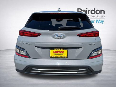 Used 2023 Hyundai Kona SEL w/ Cargo Package FWD image 6