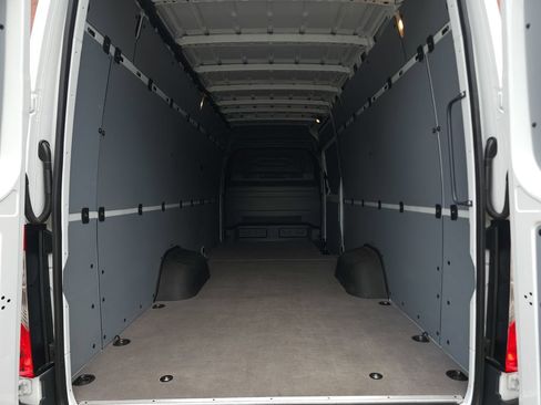 Used 2026 Mercedes-Benz Sprinter 3500 image 23