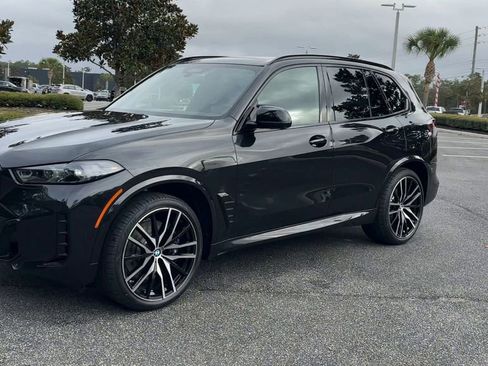 New 2026 BMW X5 M60i image 4