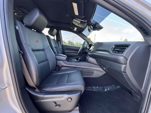 Used 2025 Dodge Durango GT AWD/4WD image 18