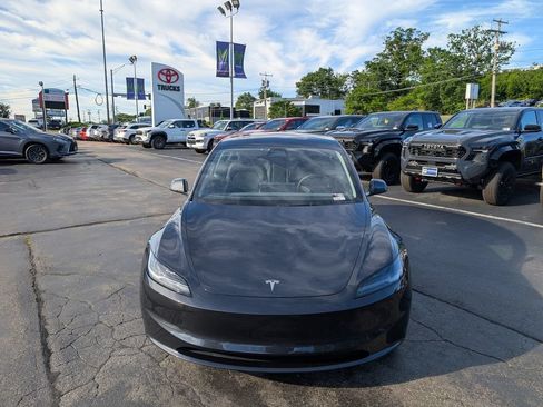Used 2024 Tesla Model 3 Long Range RWD image 11