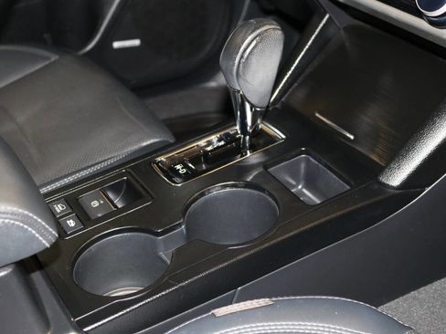 Used 2019 Subaru Outback 2.5i Limited w/ Popular Package #2 image 36