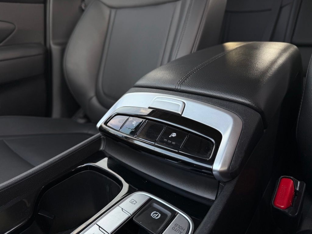 Used 2023 Ford Escape ST-Line w/ Tech Pack #1 FWD image 22