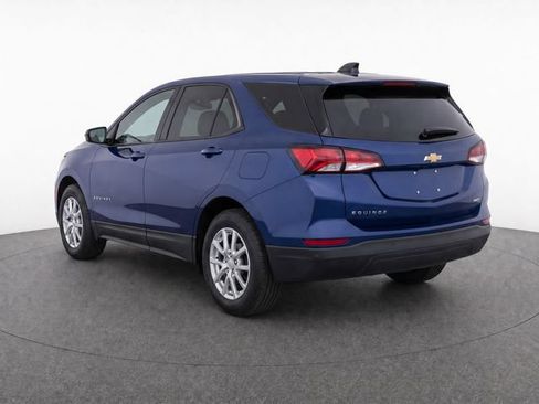 Used 2022 Chevrolet Equinox LS AWD/4WD image 7