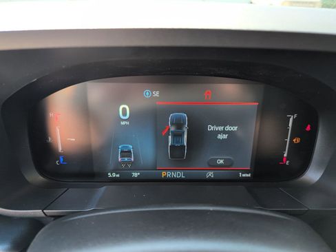 New 2026 Ford Maverick XL FWD image 17