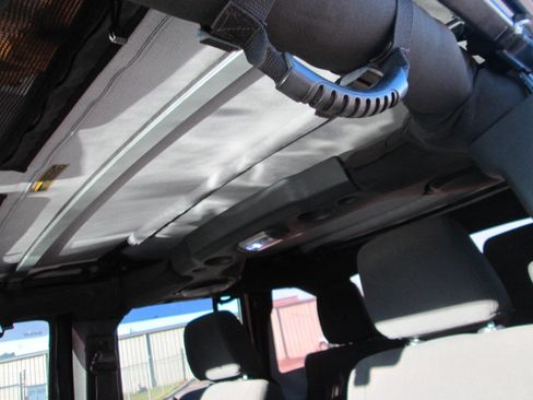 Used 2011 Jeep Wrangler Unlimited Sahara w/ Trailer Tow Group image 85