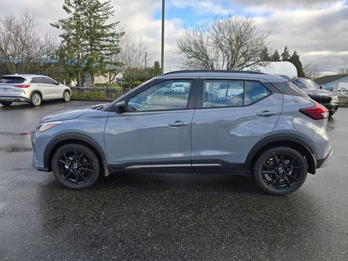 Used 2023 Nissan Kicks SR w/ SR Premium Package image 4