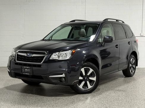Used 2017 Subaru Forester 2.5i Premium AWD/4WD image 2