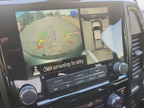 Used 2020 Nissan Titan PRO-4X w/ Pro-4x Convenience Package AWD/4WD image 24