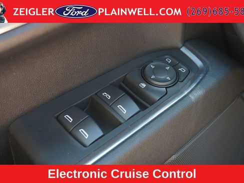 Used 2023 Chevrolet Silverado 1500 LT w/ Protection Package AWD/4WD image 29
