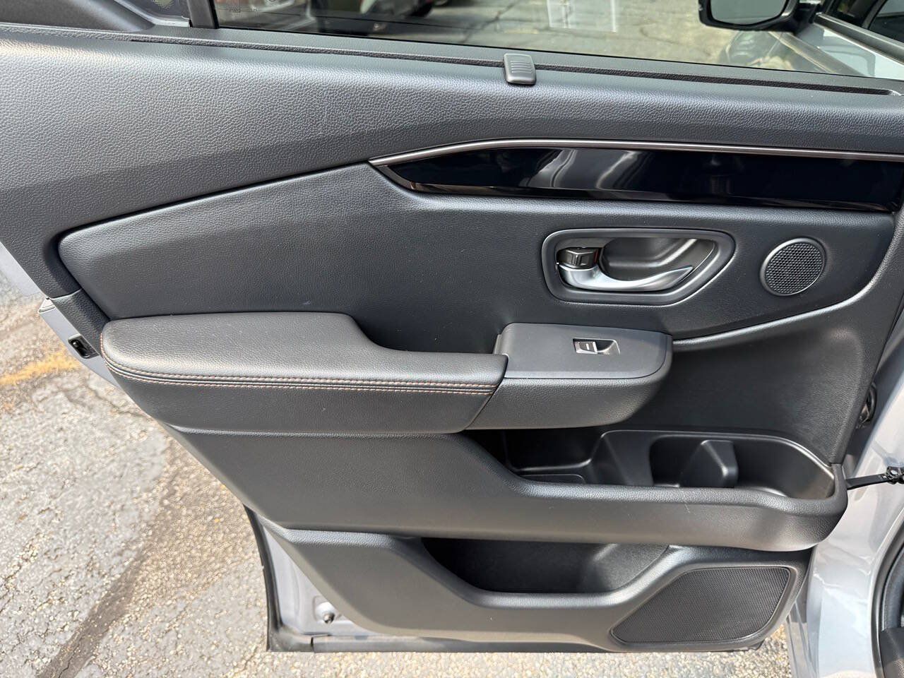 Used 2025 Honda Pilot TrailSport image 20