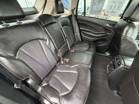 Used 2020 Buick Envision Essence FWD image 30