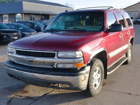 Used 2004 Chevrolet Tahoe LS w/ Preferred Equipment Group image 2