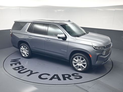 Used 2021 Chevrolet Tahoe High Country w/ Premium Package image 32