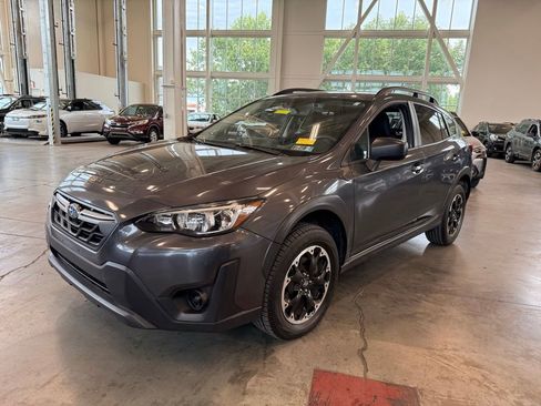 Used 2023 Subaru Crosstrek 2.0i AWD/4WD image 7