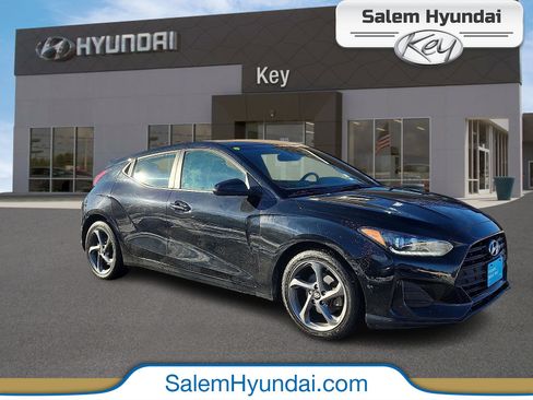 Used 2019 Hyundai Veloster 2.0 image 1