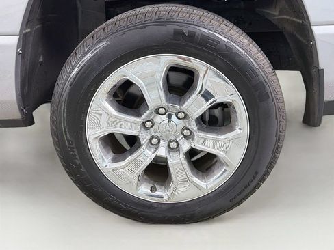 Used 2022 RAM 1500 Big Horn AWD/4WD image 32