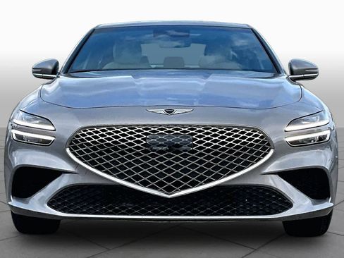 Used 2025 Genesis G70 2.5T RWD image 7