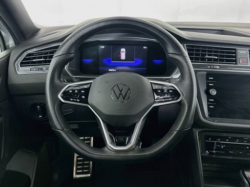 Used 2023 Volkswagen Tiguan SE R-Line FWD image 18