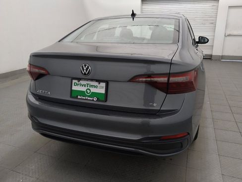Used 2023 Volkswagen Jetta SE w/ Panoramic Sunroof Package FWD image 7