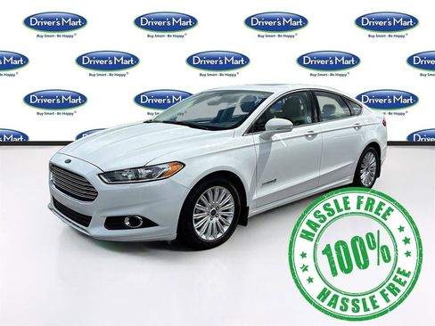Used 2015 Ford Fusion SE w/ Equipment Group 502A FWD image 3