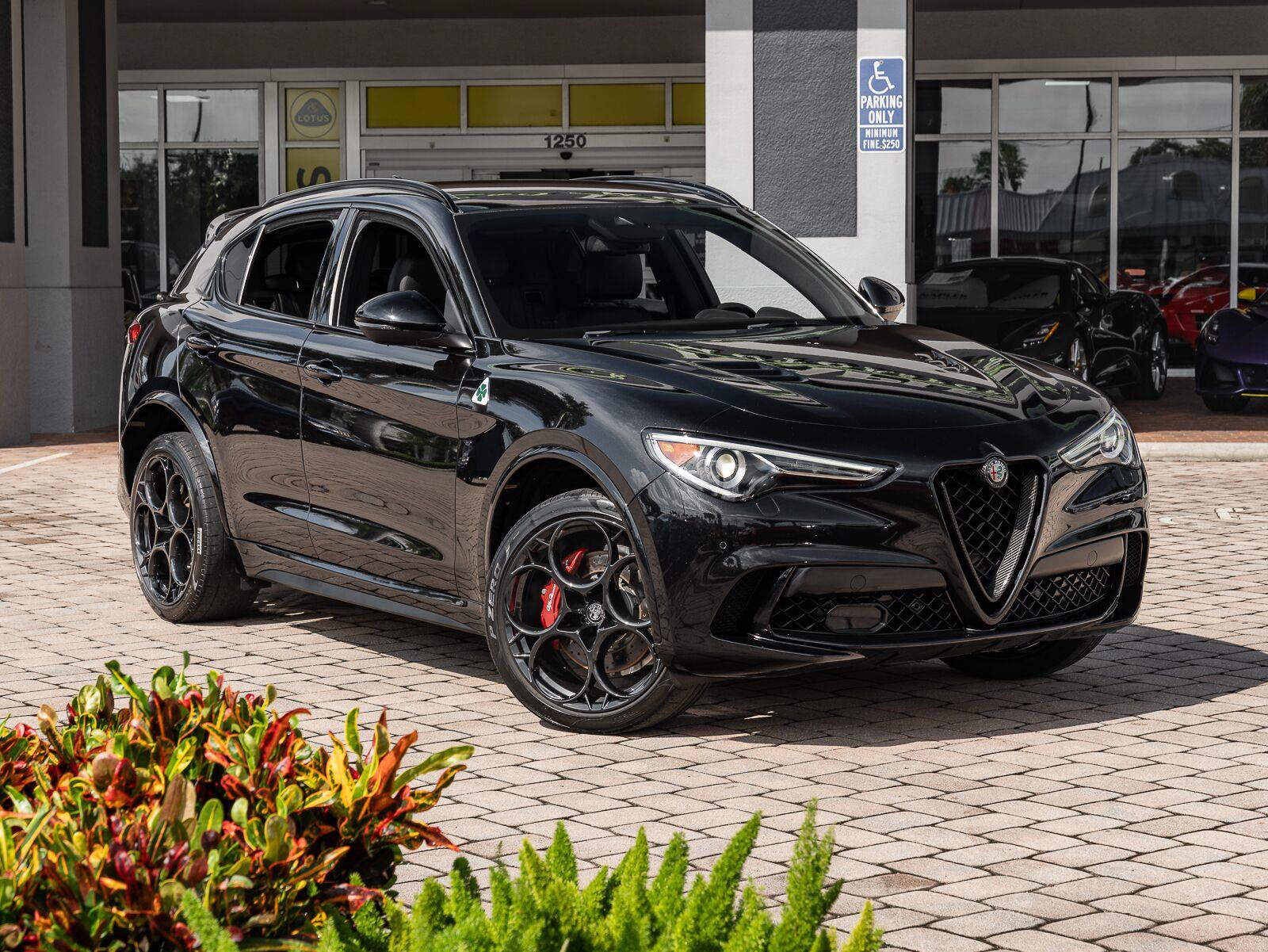 Used 2022 Alfa Romeo Stelvio Quadrifoglio w/ Active Assist Plus Package AWD/4WD image 3