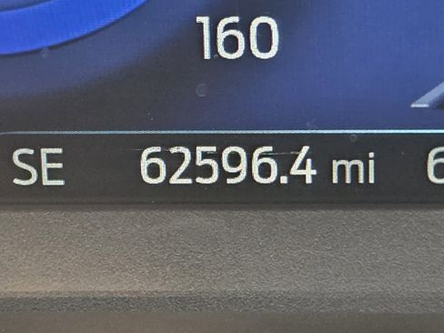 Used 2020 Ford Escape Titanium w/ Titanium Premium Package 2.0 image 33