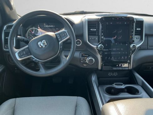 Used 2025 RAM 1500 Big Horn AWD/4WD image 10